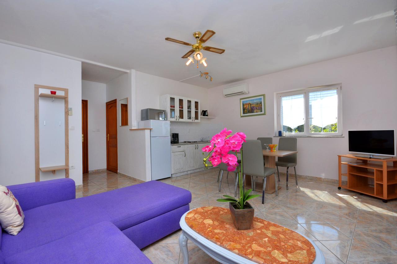 Villa Paris Nečujam Exterior foto
